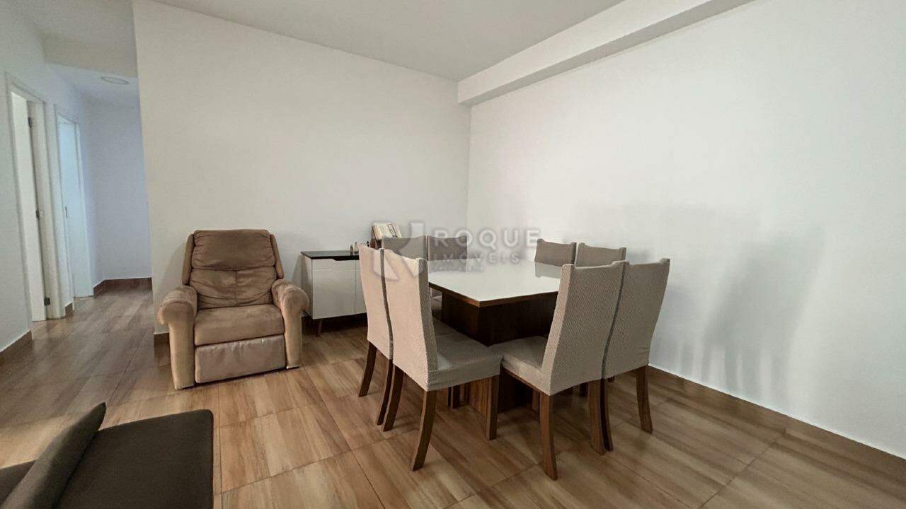 Apartamento à venda no bairro Vila Santa Rosália: 