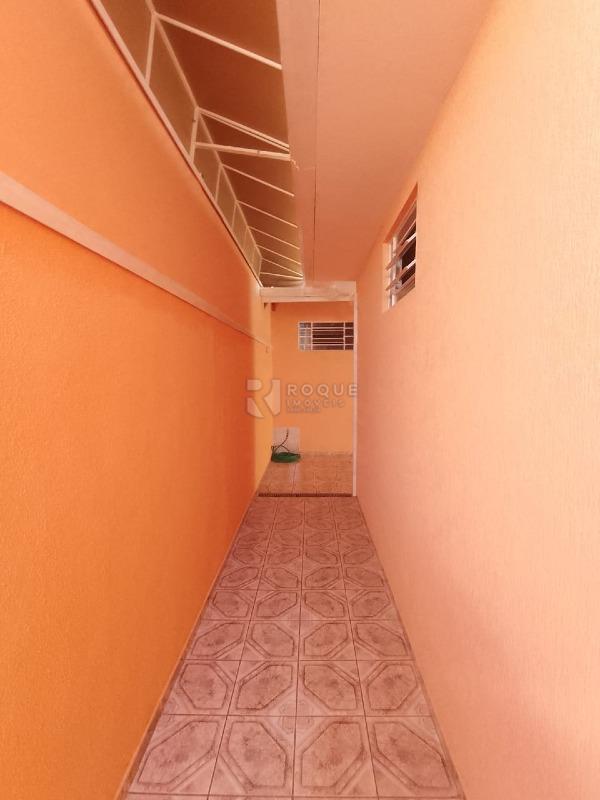 Salas/Conjuntos para aluguel no bairro Vila São Luiz: Corredor lateral