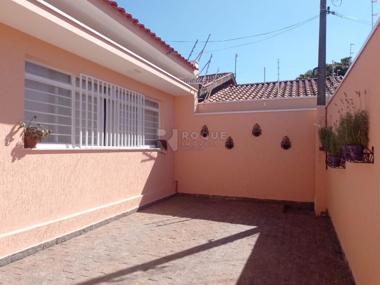 Salas/Conjuntos para aluguel no bairro Vila São Luiz: Quintal Frente