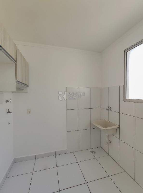 Apartamento para aluguel no bairro Jardim Colina Verde: Área de serviço 
