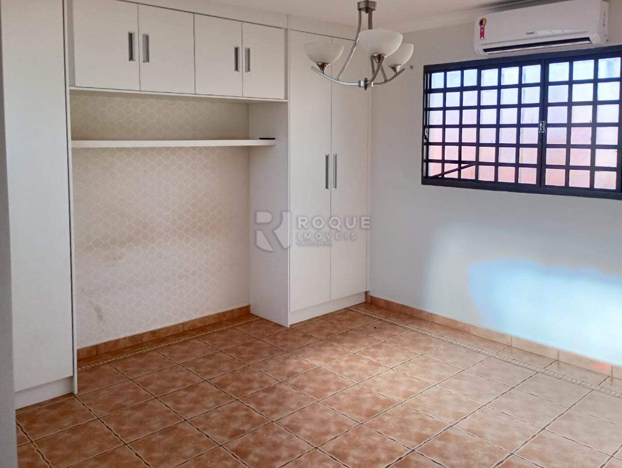Casa Residencial para aluguel no bairro Vila Agostinho Francisco de Assis: Dormitório 01
