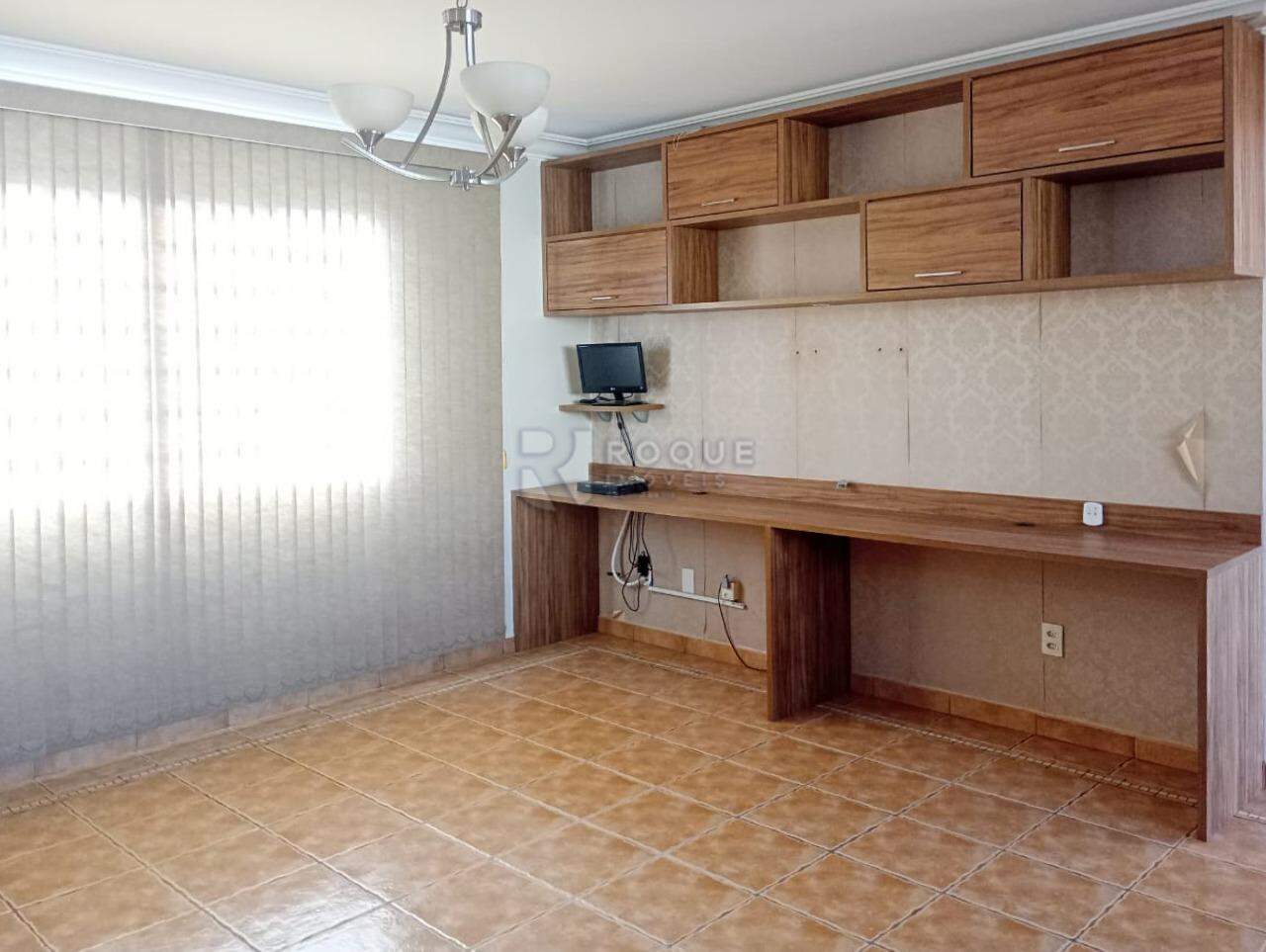 Casa Residencial para aluguel no bairro Vila Agostinho Francisco de Assis: Escritório