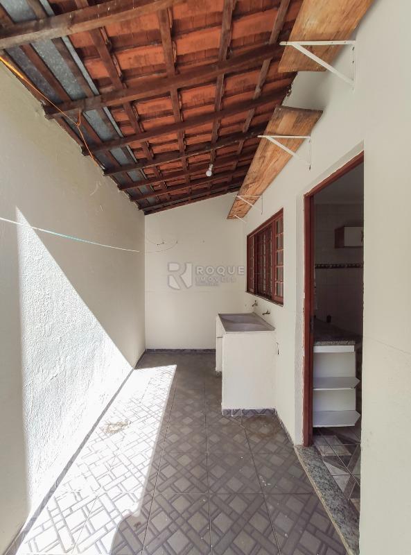 Casa Residencial à venda no bairro Jardim Adélia Cavicchia Grotta: Corredor