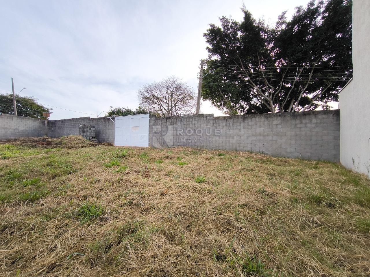 Terreno à venda no bairro Jardim Morro Branco: 