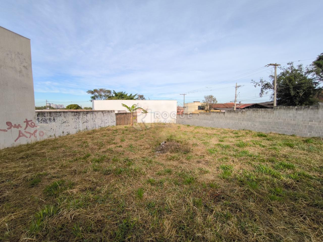 Terreno à venda no bairro Jardim Morro Branco: 