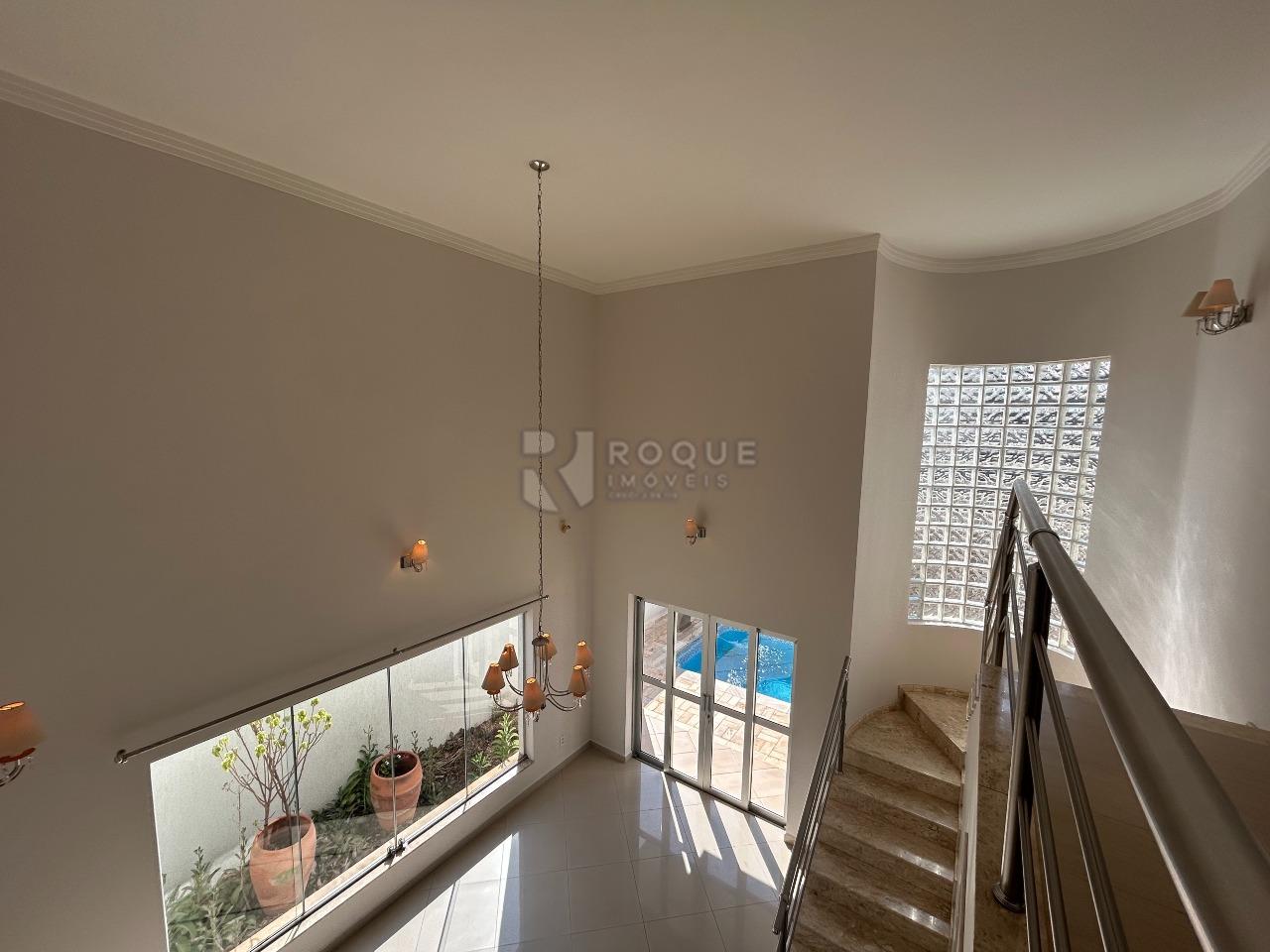 Casa em condomínio à venda no bairro Jardim Terras de Santa Elisa: 