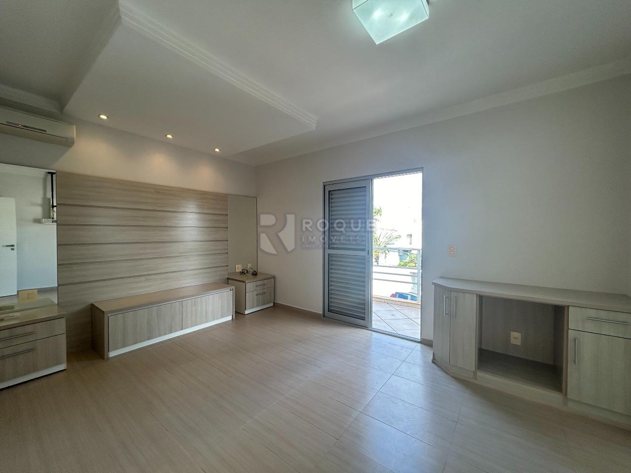 Casa em condomínio à venda no bairro Jardim Terras de Santa Elisa: 