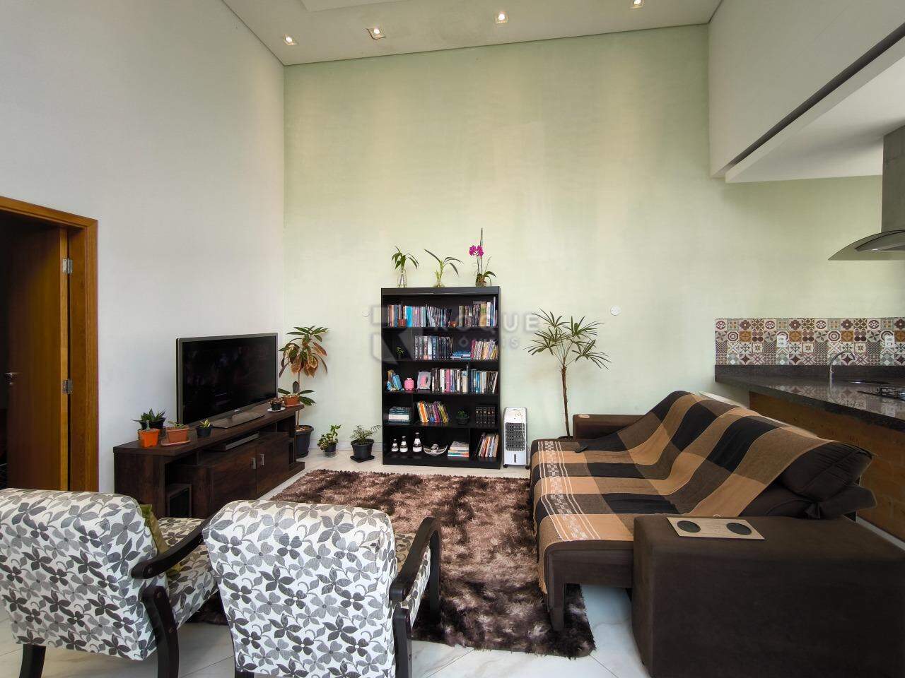 Casa Residencial à venda no bairro Jardim Ouro Verde: SALA DE ESTAR