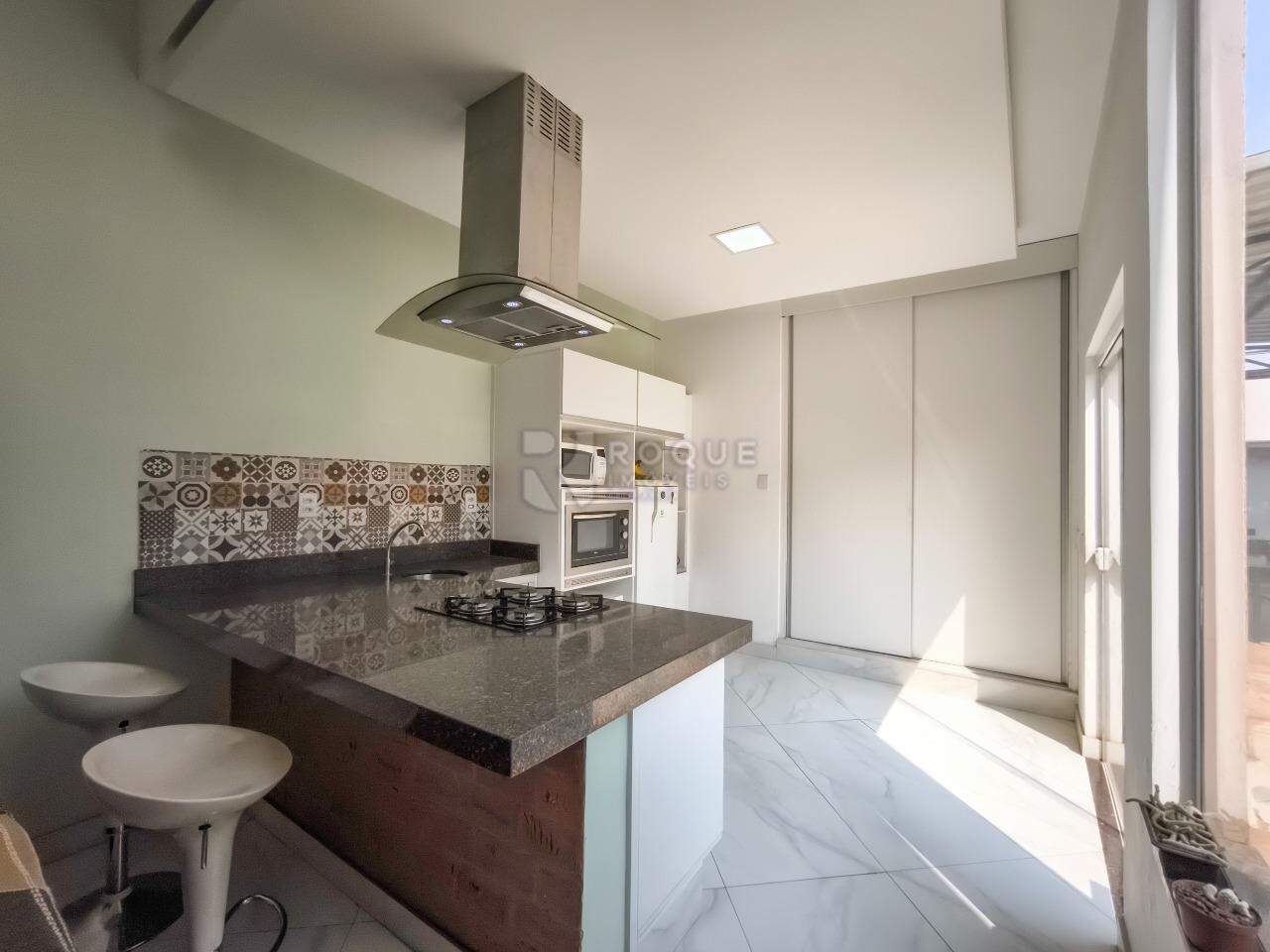 Casa Residencial à venda no bairro Jardim Ouro Verde: COZINHA