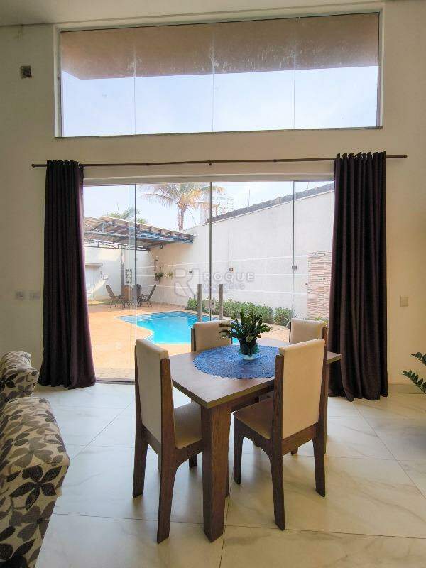 Casa Residencial à venda no bairro Jardim Ouro Verde: SALA DE JANTAR