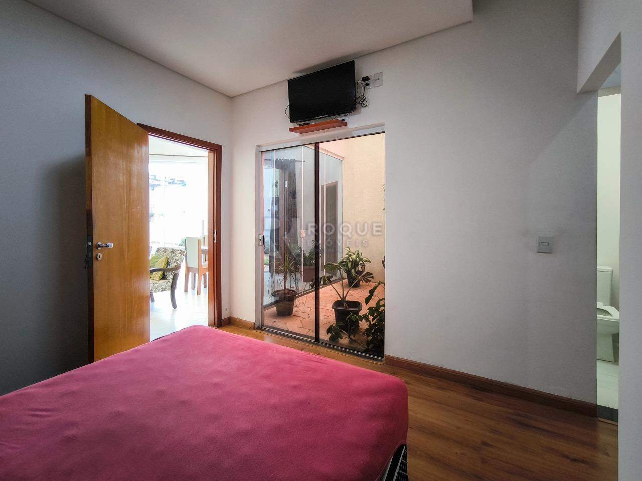 Casa Residencial à venda no bairro Jardim Ouro Verde: SUÍTE 1