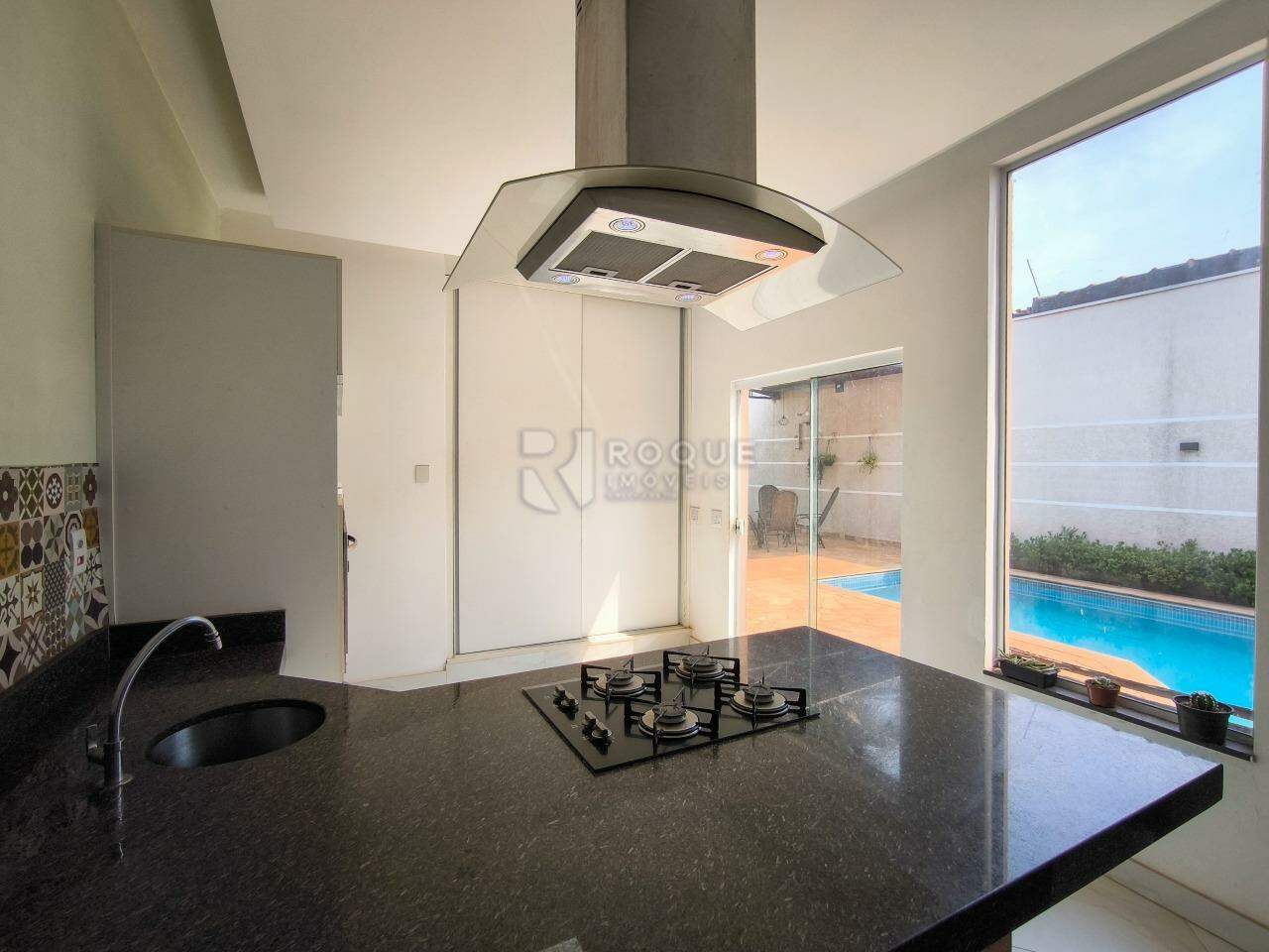 Casa Residencial à venda no bairro Jardim Ouro Verde: COZINHA