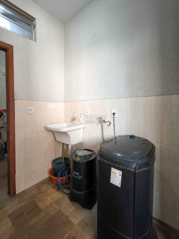 Casa Residencial à venda no bairro Jardim Ouro Verde: LAVANDERIA