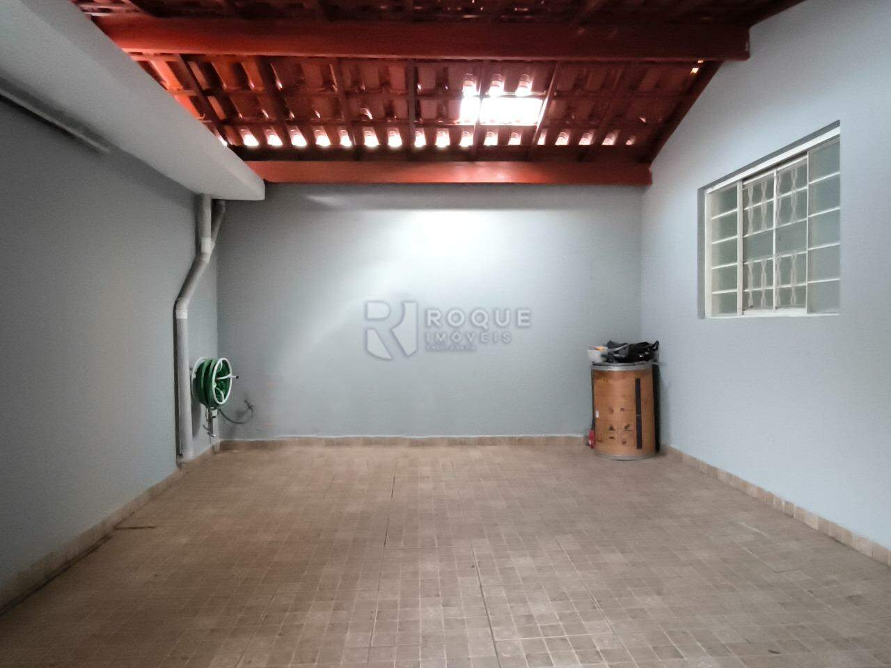 Casa Residencial à venda no bairro Jardim Residencial Guimarães: GARAGEM
