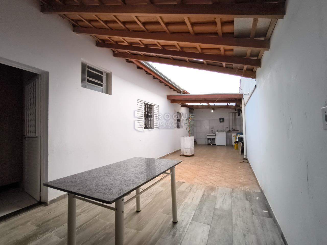 Casa Residencial à venda no bairro Jardim Residencial Guimarães: RANCHO