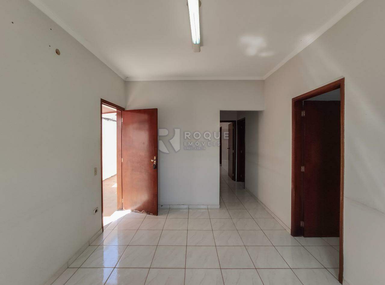Casa Residencial para aluguel no bairro Vila Queiroz: Sala 