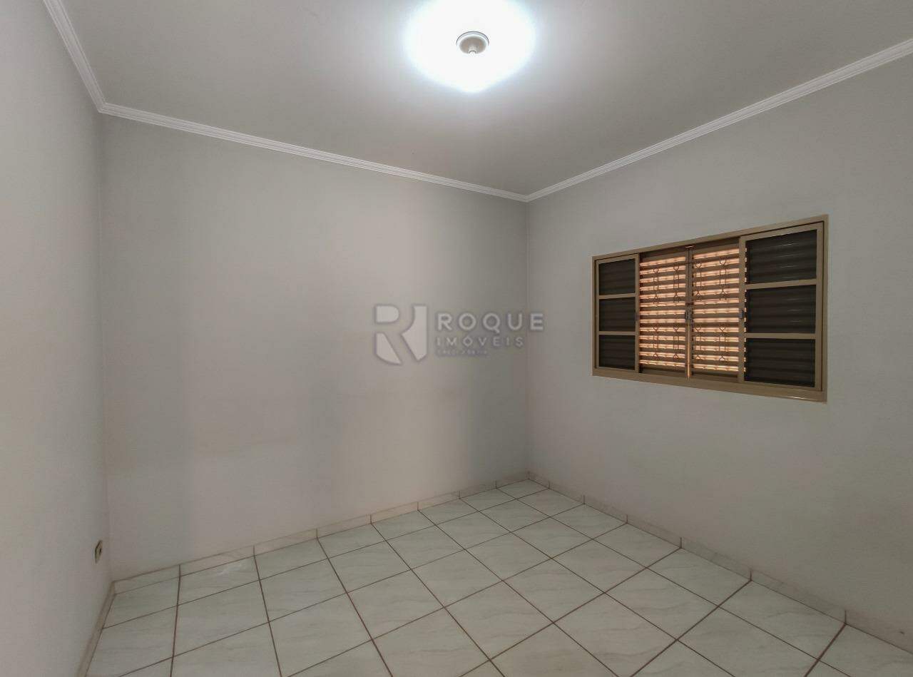Casa Residencial para aluguel no bairro Vila Queiroz: Dormitório 1
