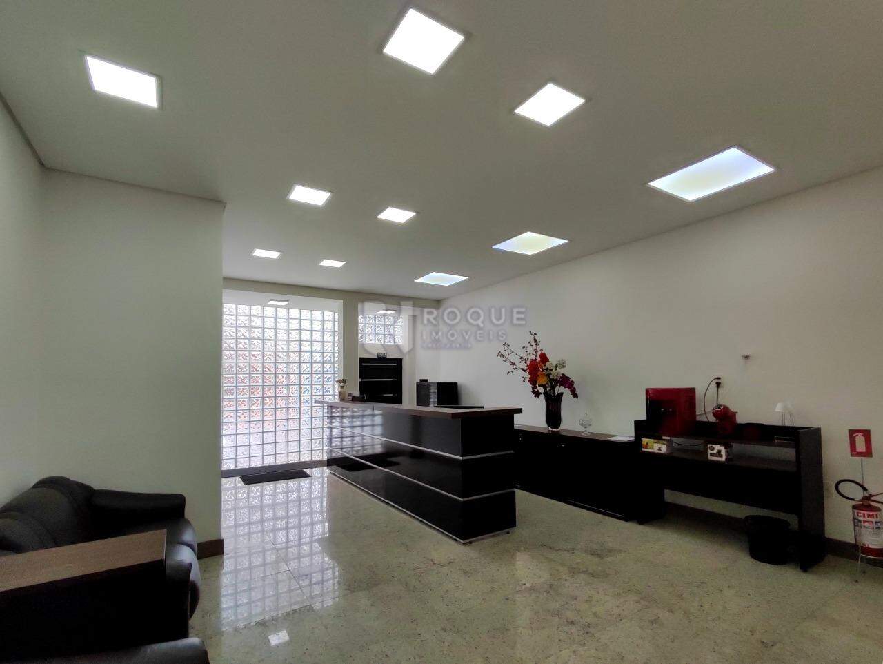 Casa Comercial para aluguel no bairro Centro: ATENDIMENTO