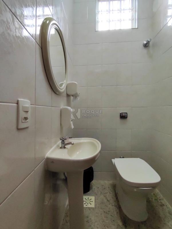 Casa Comercial para aluguel no bairro Centro: BANHEIRO SOCIAL SALA 2