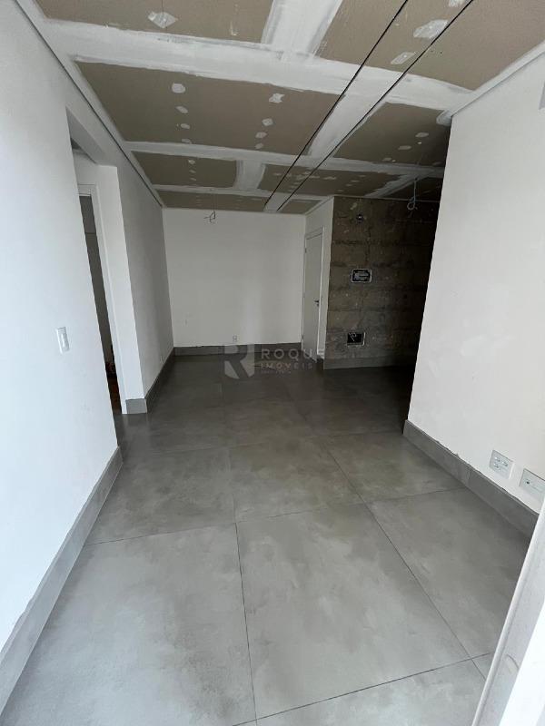 Apartamento à venda no bairro Jardim Santa Adélia: 