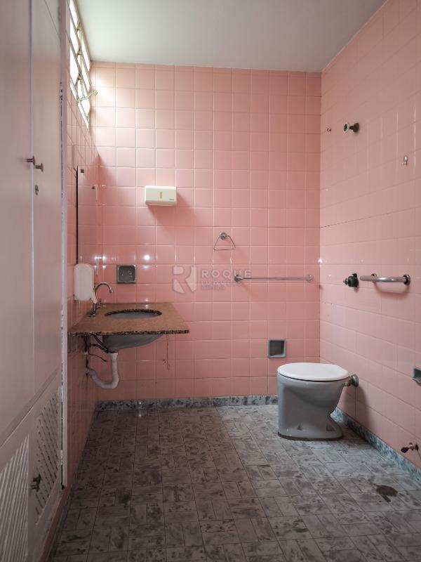 Casa Residencial à venda no bairro Vila Claudia: BANHEIRO SOCIAL