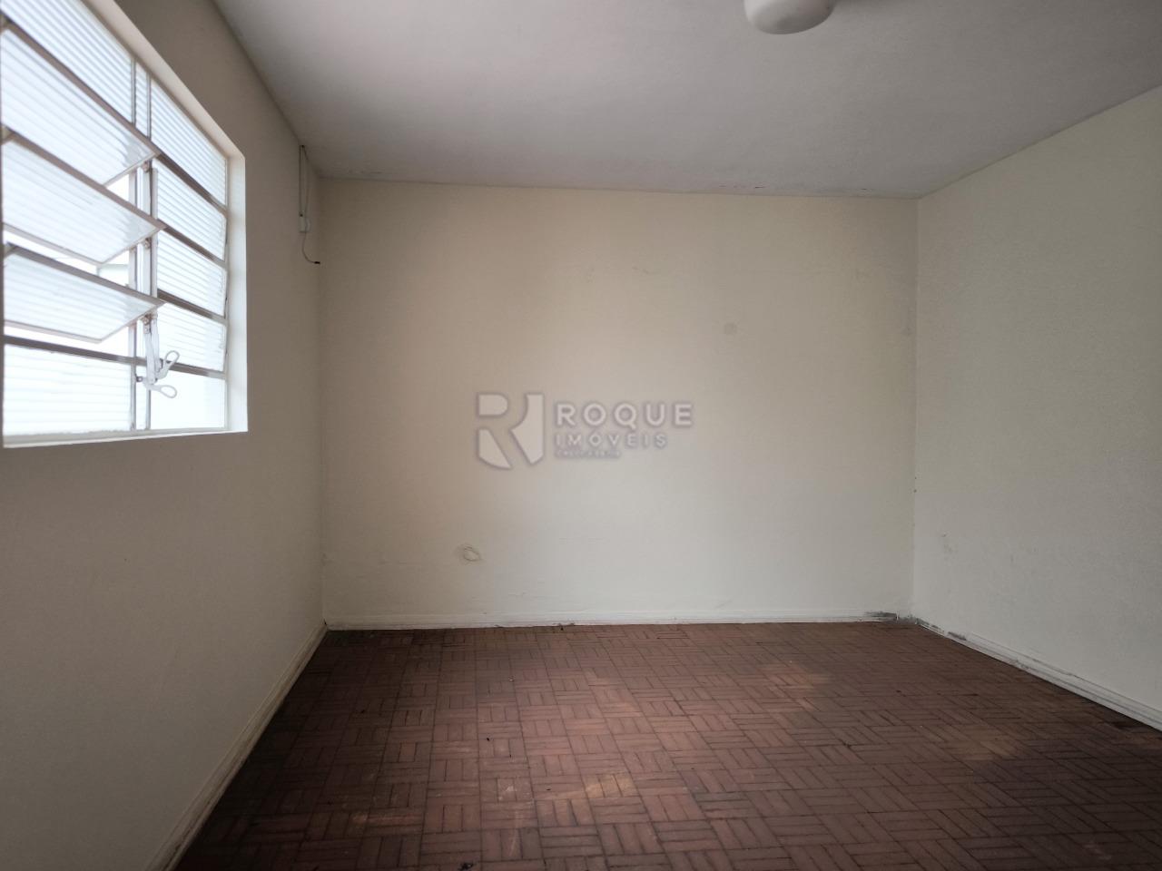 Casa Residencial à venda no bairro Vila Claudia: DESPENSA