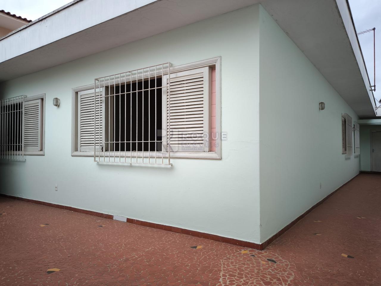 Casa Residencial à venda no bairro Vila Claudia: LATERAL EXTERNA