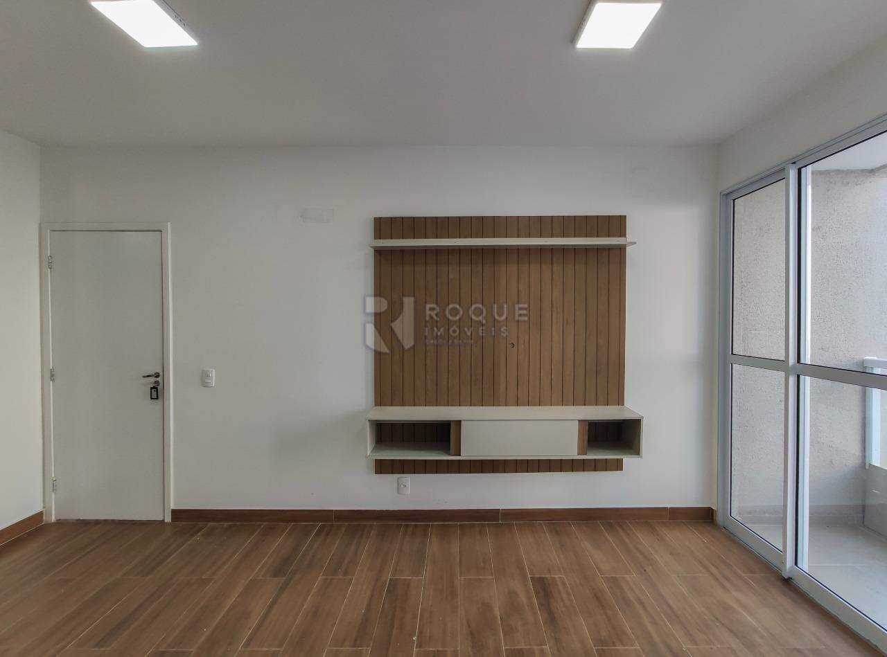 Apartamento para aluguel no bairro Vale das Esmeraldas: Sala 