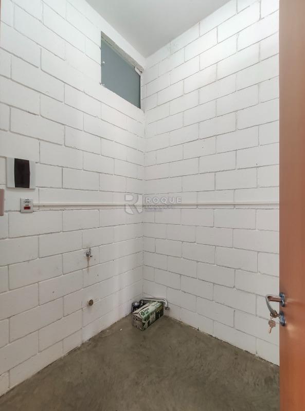 Salas/Conjuntos para aluguel no bairro Jardim Caieira: Despensa / Copa 