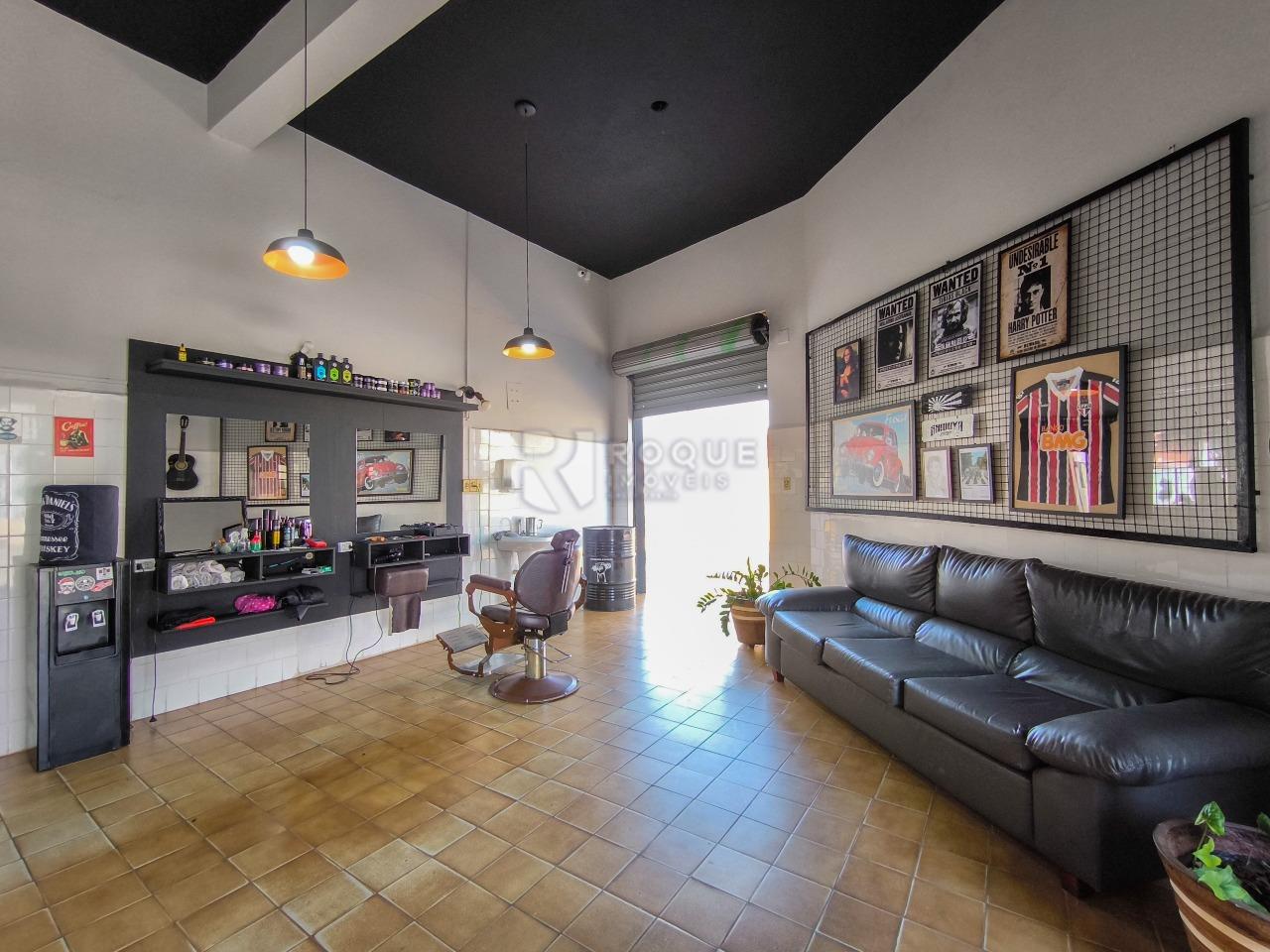 Casa Comercial à venda no bairro Jardim Nova Europa: SALÃO 1