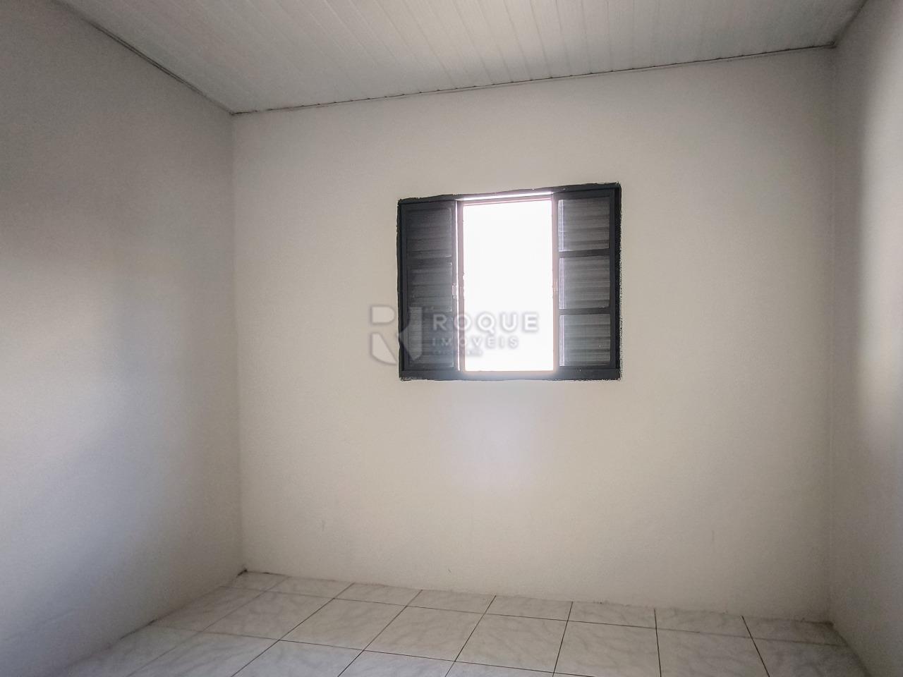 Casa Comercial à venda no bairro Jardim Nova Europa: DORMITÓRIO