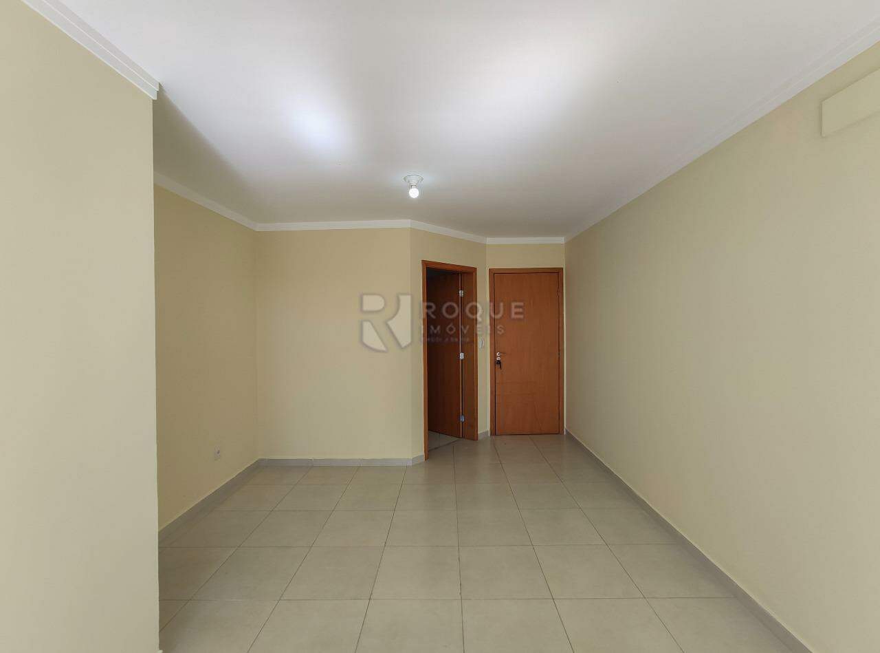 Apartamento à venda no bairro Centro: Sala 