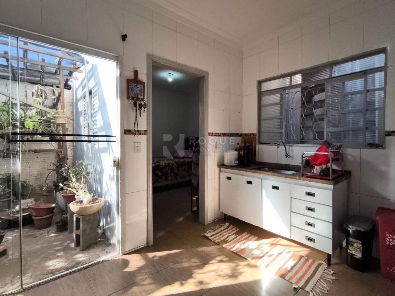 Casa Residencial à venda no bairro Vila São Roque: COZINHA
