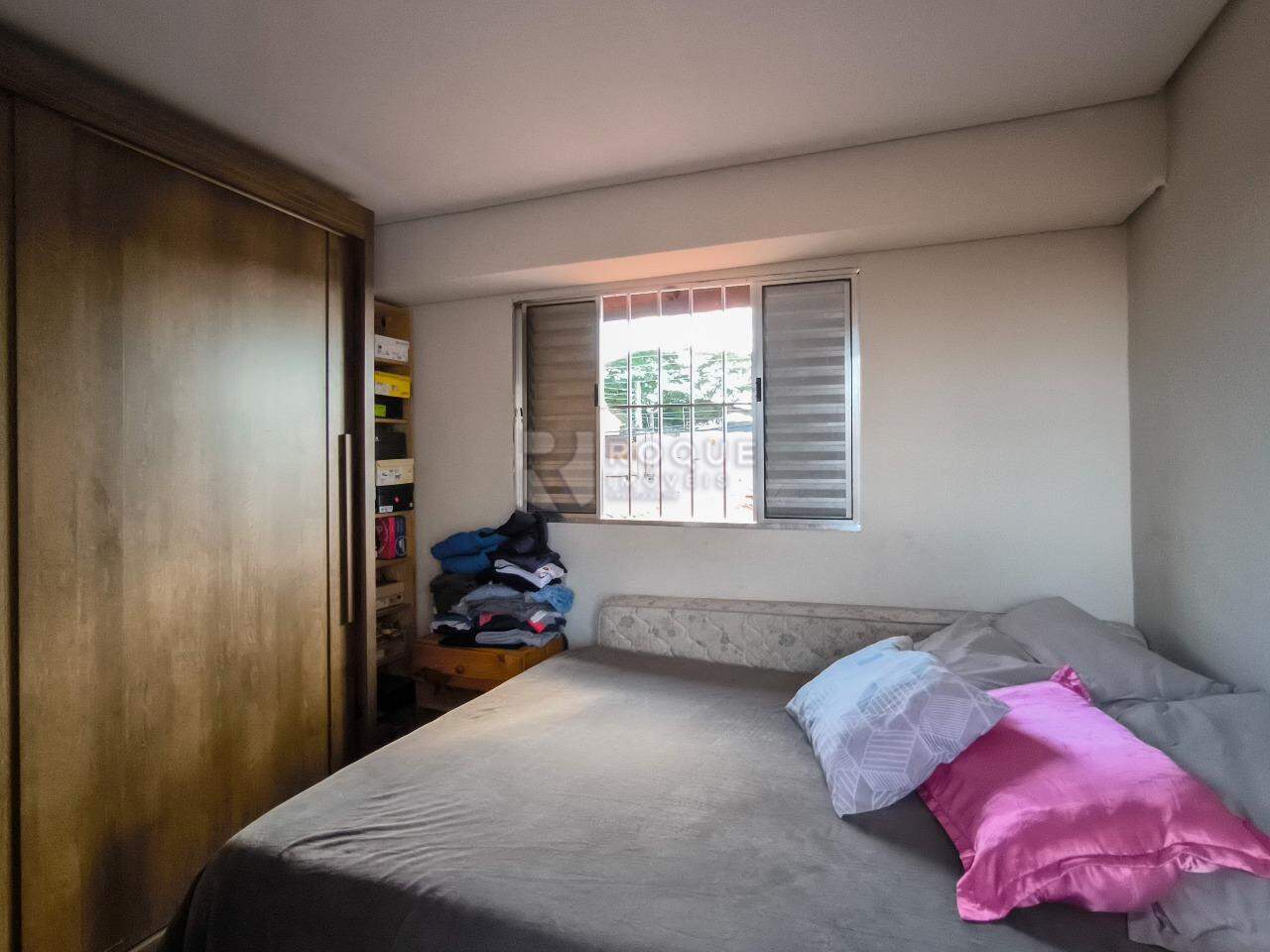 Casa Residencial à venda no bairro Vila São Roque: DORMITÓRIO 1