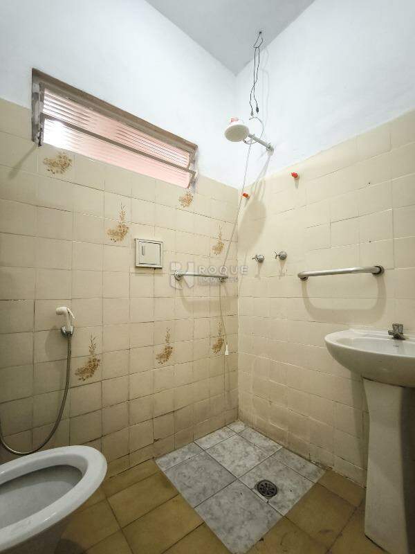 Casa Residencial à venda no bairro Jardim Nova Itália: BANHEIRO SOCIAL
