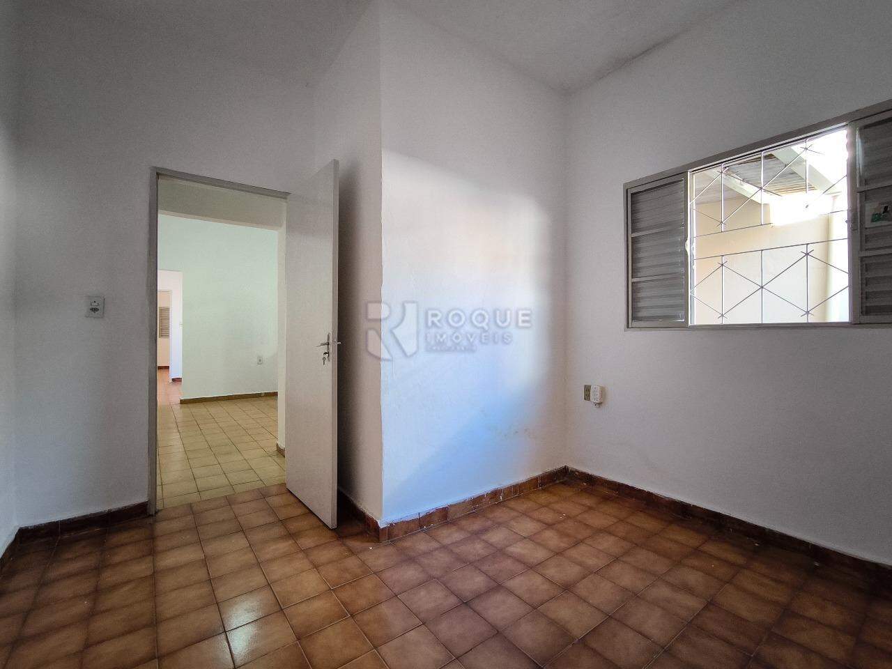 Casa Residencial à venda no bairro Jardim Nova Itália: DORMITÓRIO 2