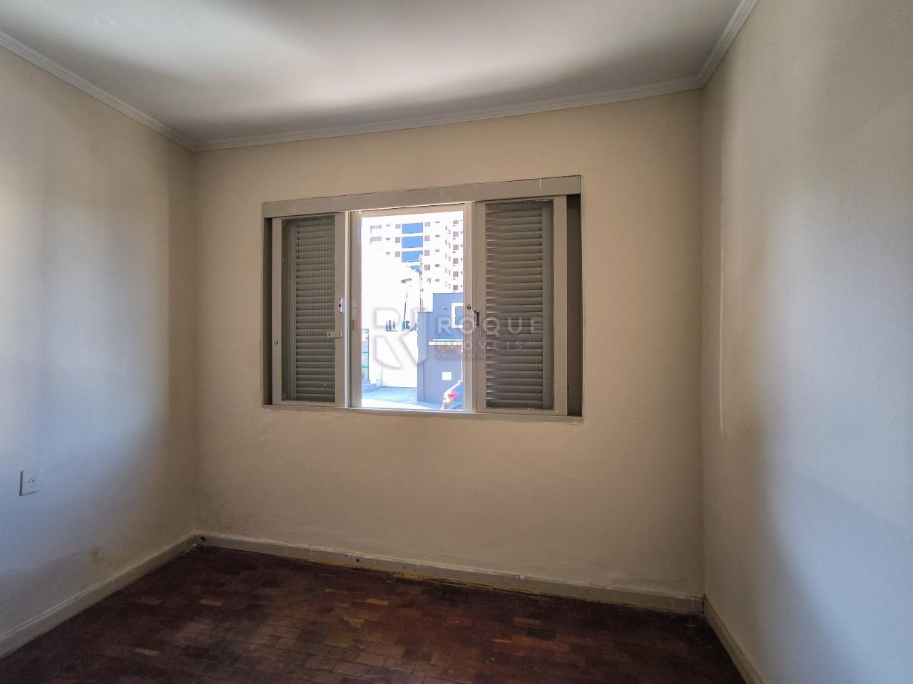 Casa Comercial à venda no bairro Centro: DORMITÓRIO 1