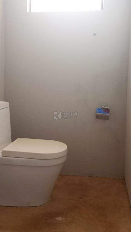 Salão para aluguel no bairro Vila Queiroz: WC
