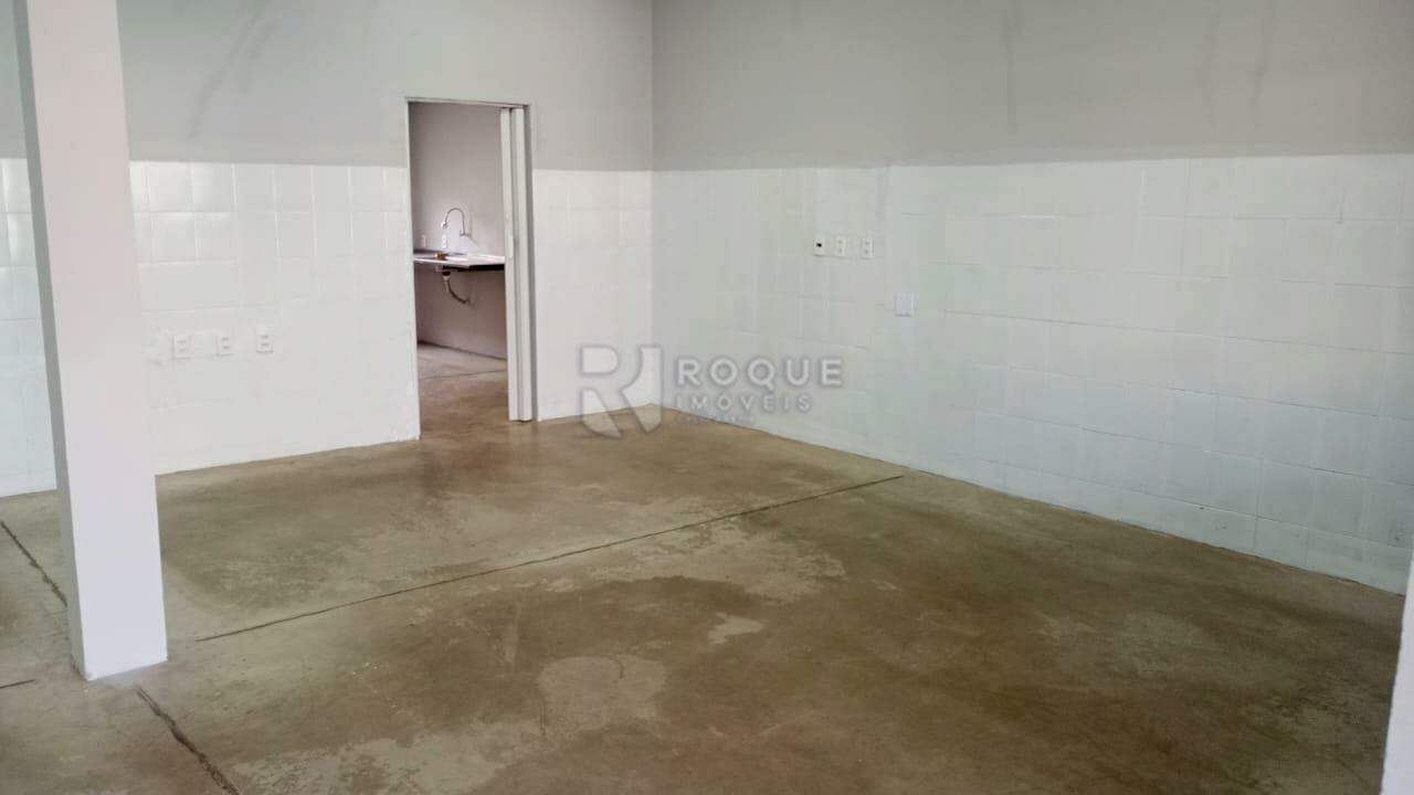 Salão para aluguel no bairro Vila Queiroz: Salão