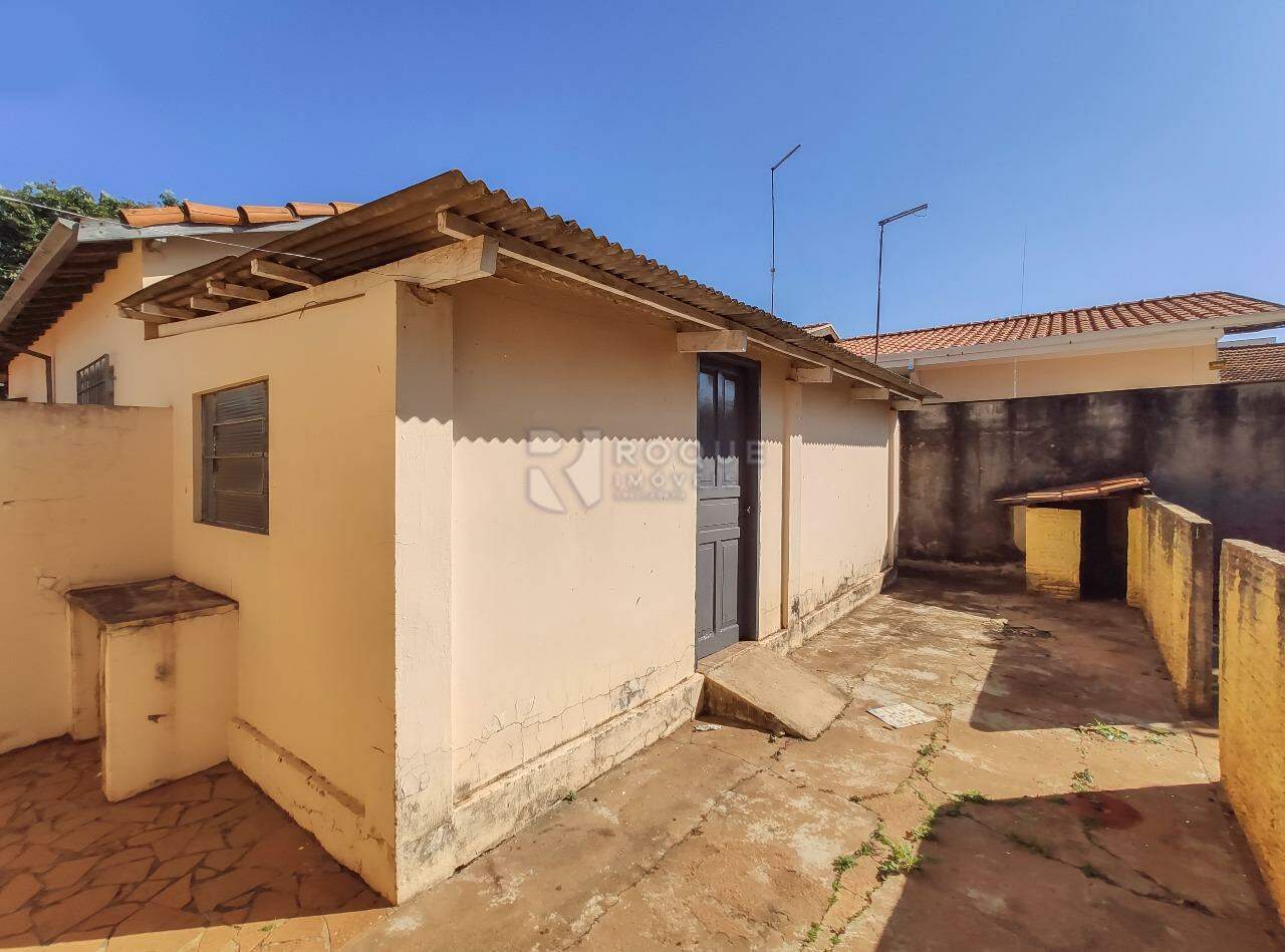 Casa Residencial para aluguel no bairro Jardim São Paulo: Fundo 