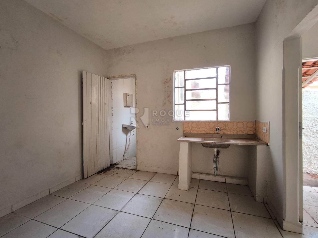 Casa Residencial à venda no bairro Jardim Bandeirantes: COZINHA CASA 2