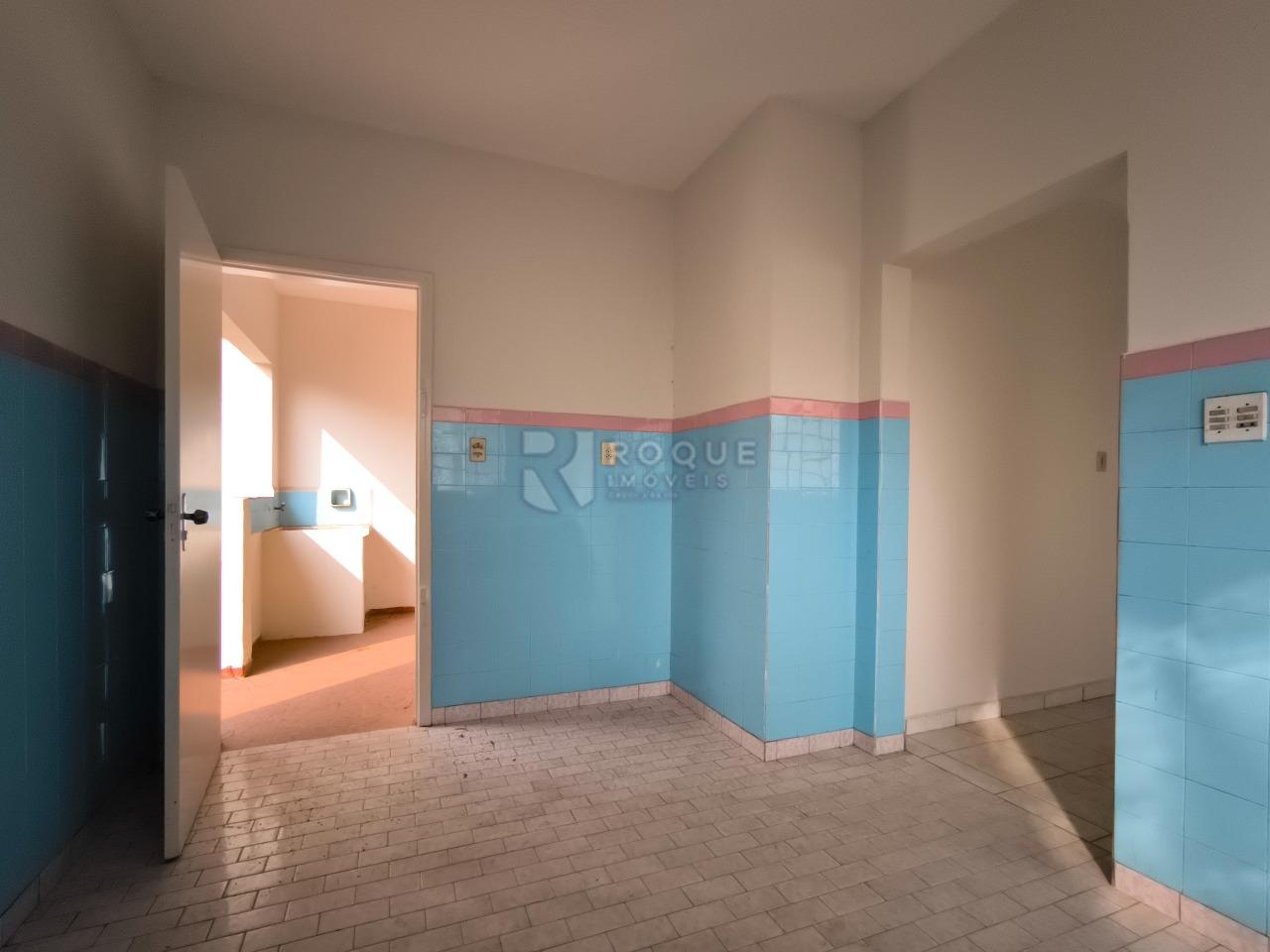 Casa Residencial à venda no bairro Jardim Bandeirantes: COZINHA CASA 1