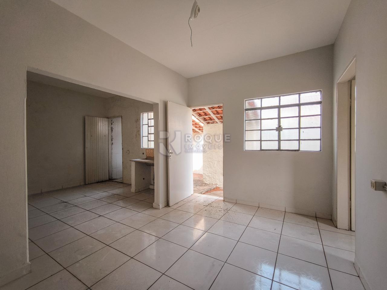 Casa Residencial à venda no bairro Jardim Bandeirantes: SALA CASA 2