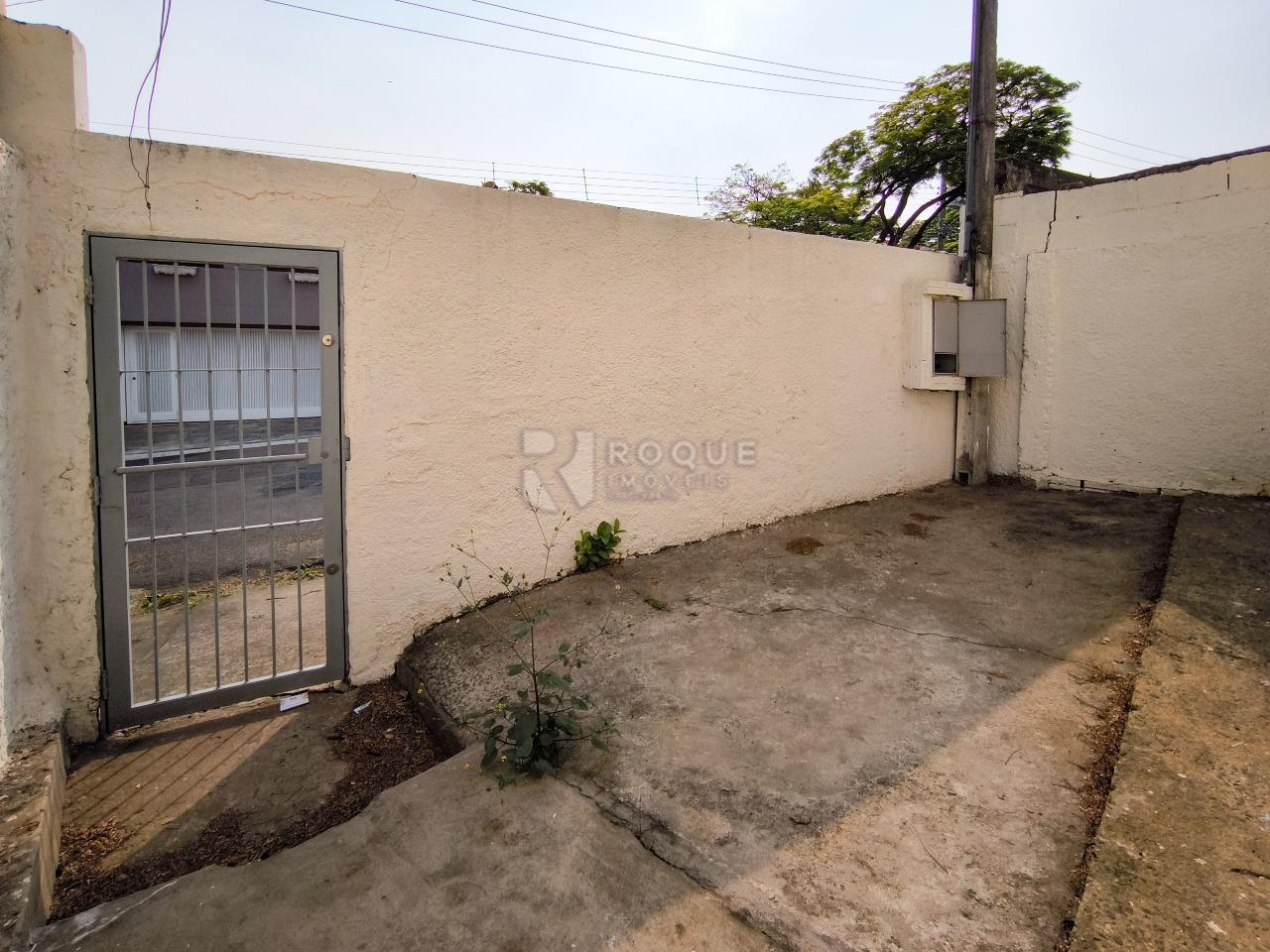 Casa Residencial à venda no bairro Jardim Bandeirantes: QUINTAL CASA 2