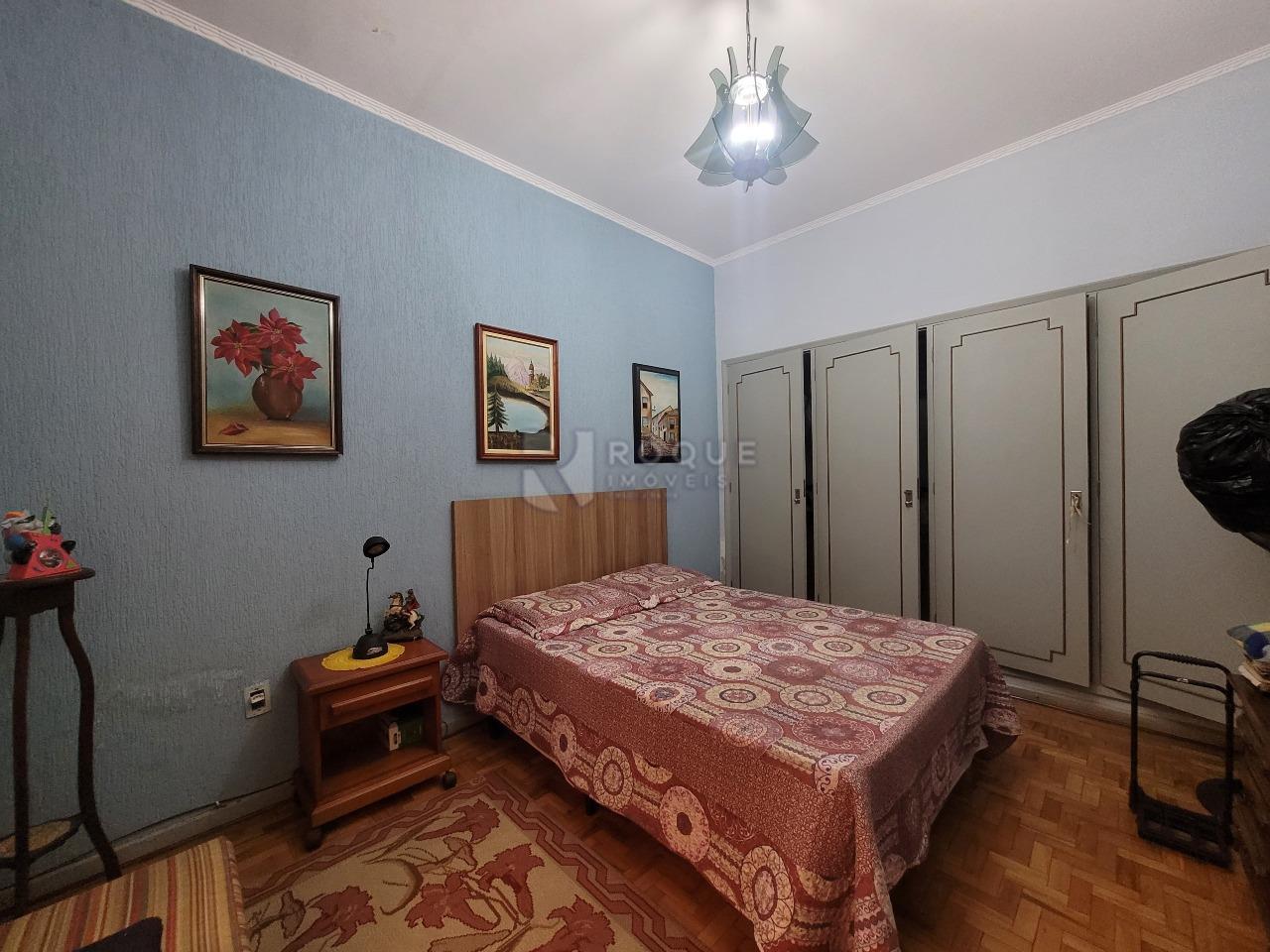 Casa Residencial à venda no bairro Centro: Dormitório 1