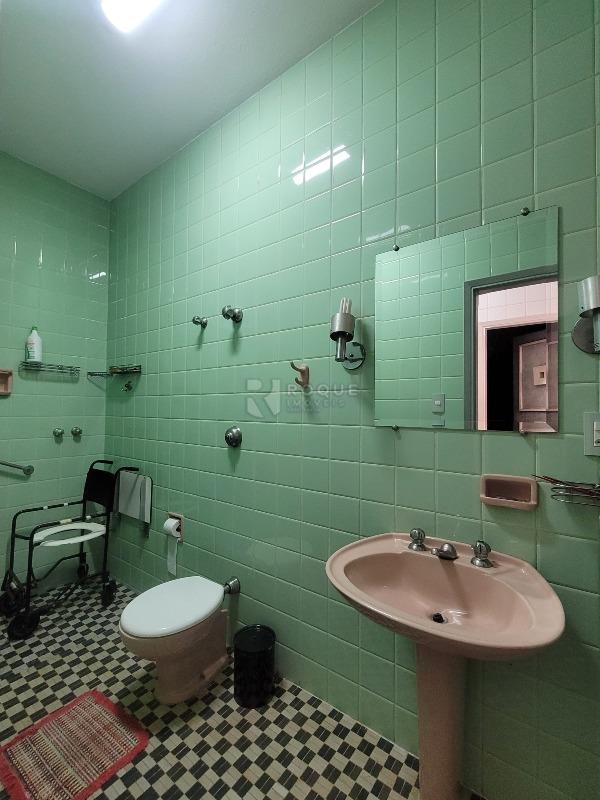 Casa Residencial à venda no bairro Centro: WC 2