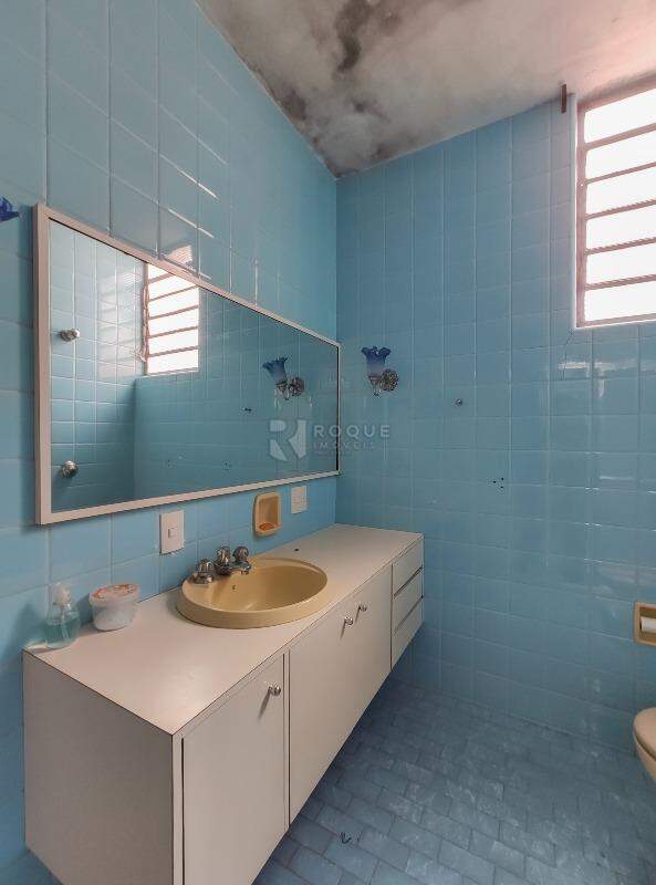 Casa Comercial à venda no bairro Centro: WC social 2