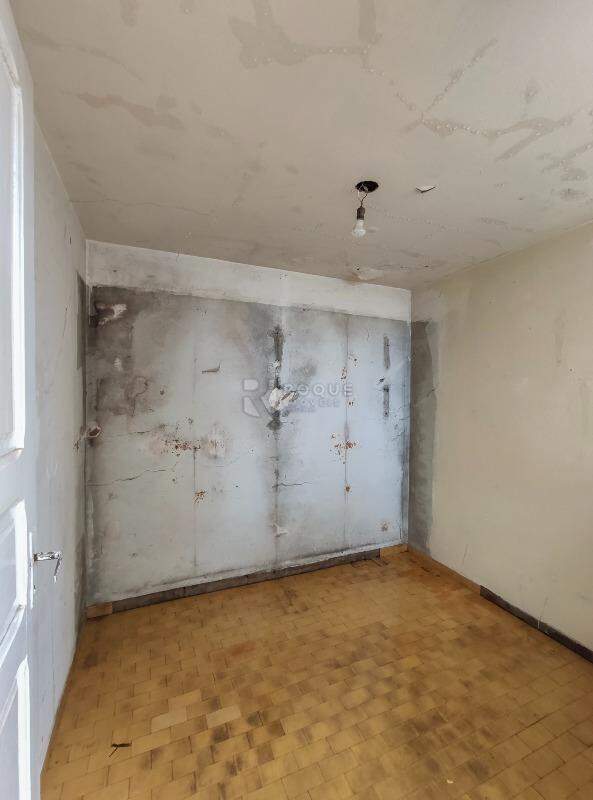 Casa Comercial à venda no bairro Centro: Despensa