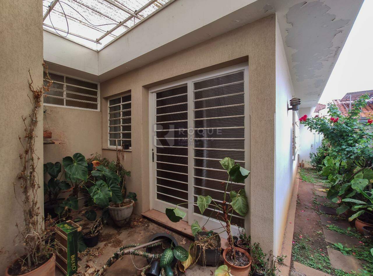 Casa Comercial à venda no bairro Centro: Área externa
