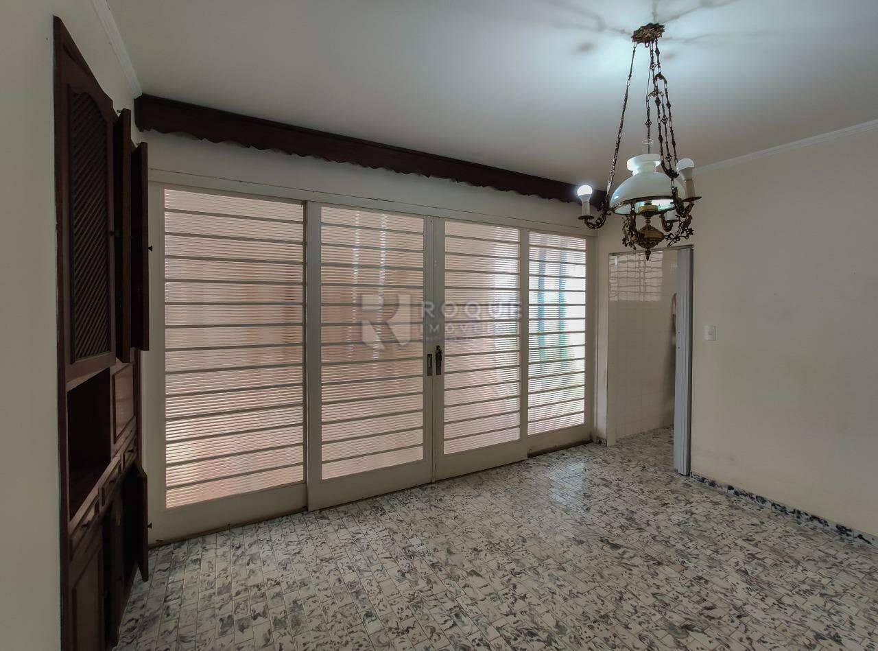 Casa Comercial à venda no bairro Centro: Sala